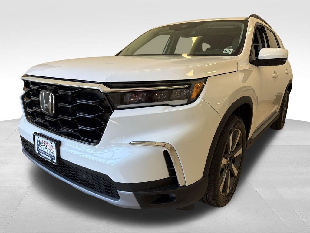Used 2024 Honda Pilot Touring SUV