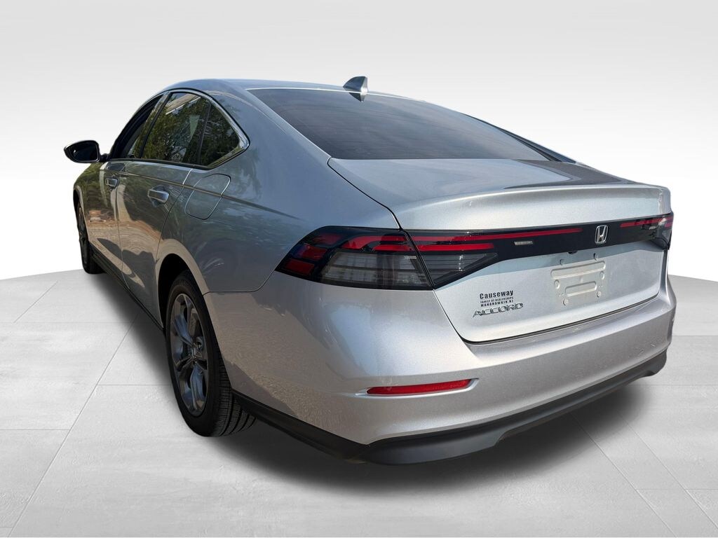 Used 2024 Honda Accord EX Sedan