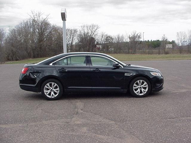 Used 2010 Ford Taurus SEL with VIN 1FAHP2EW1AG153587 for sale in Pine City, Minnesota