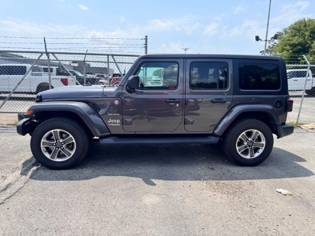 Used 2018 Jeep Wrangler Unlimited Sahara SUV