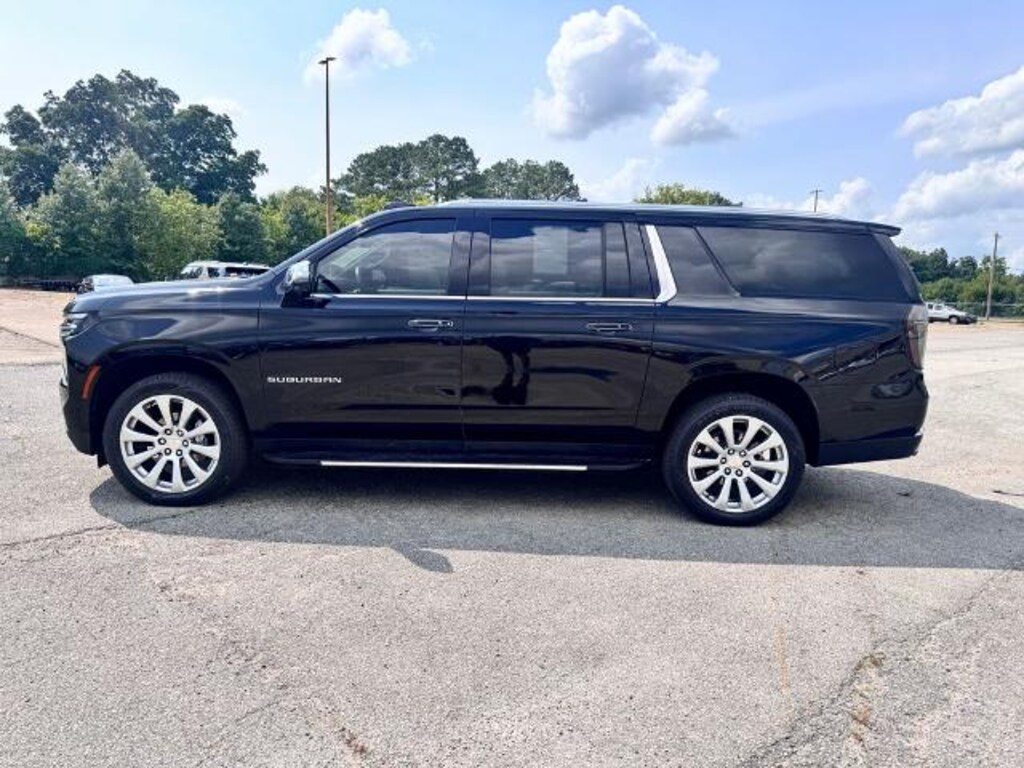 Used 2025 Chevrolet Suburban Premier SUV