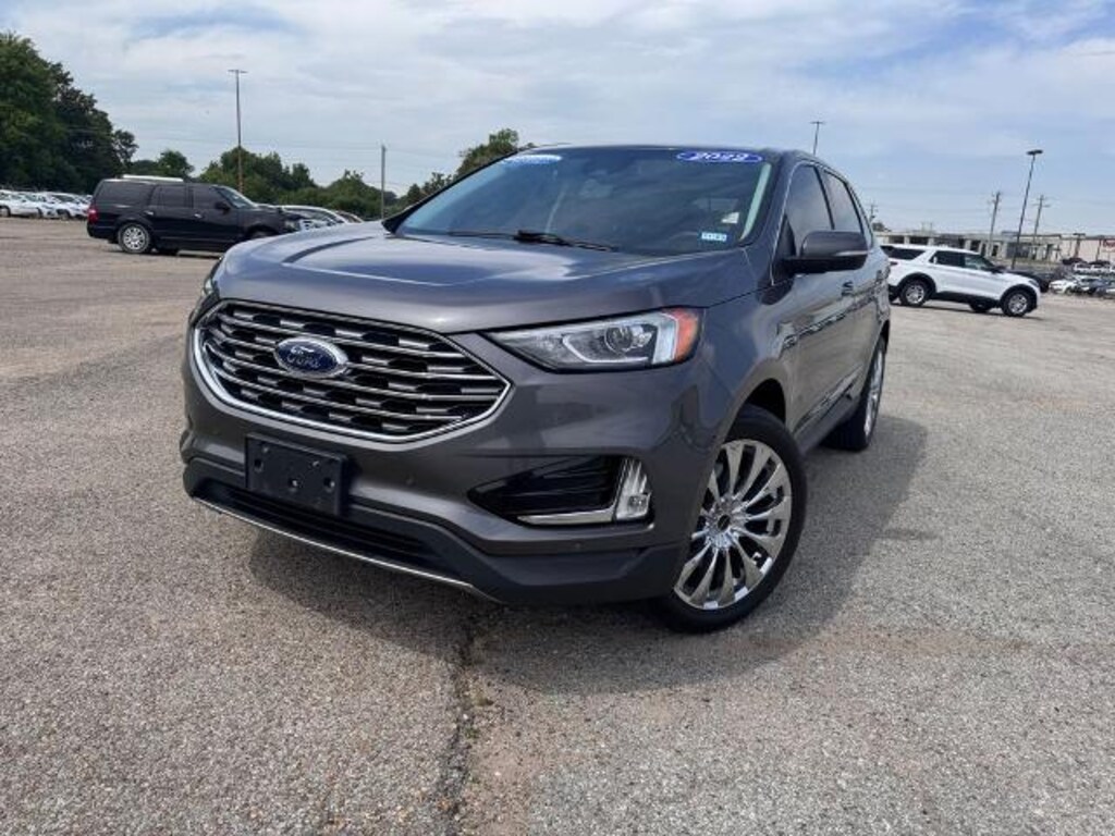 Used 2022 Ford Edge Titanium SUV