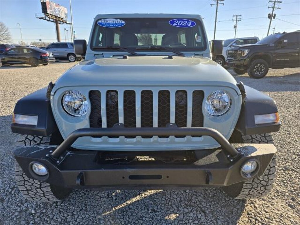 Used 2024 Jeep Wrangler Sport SUV