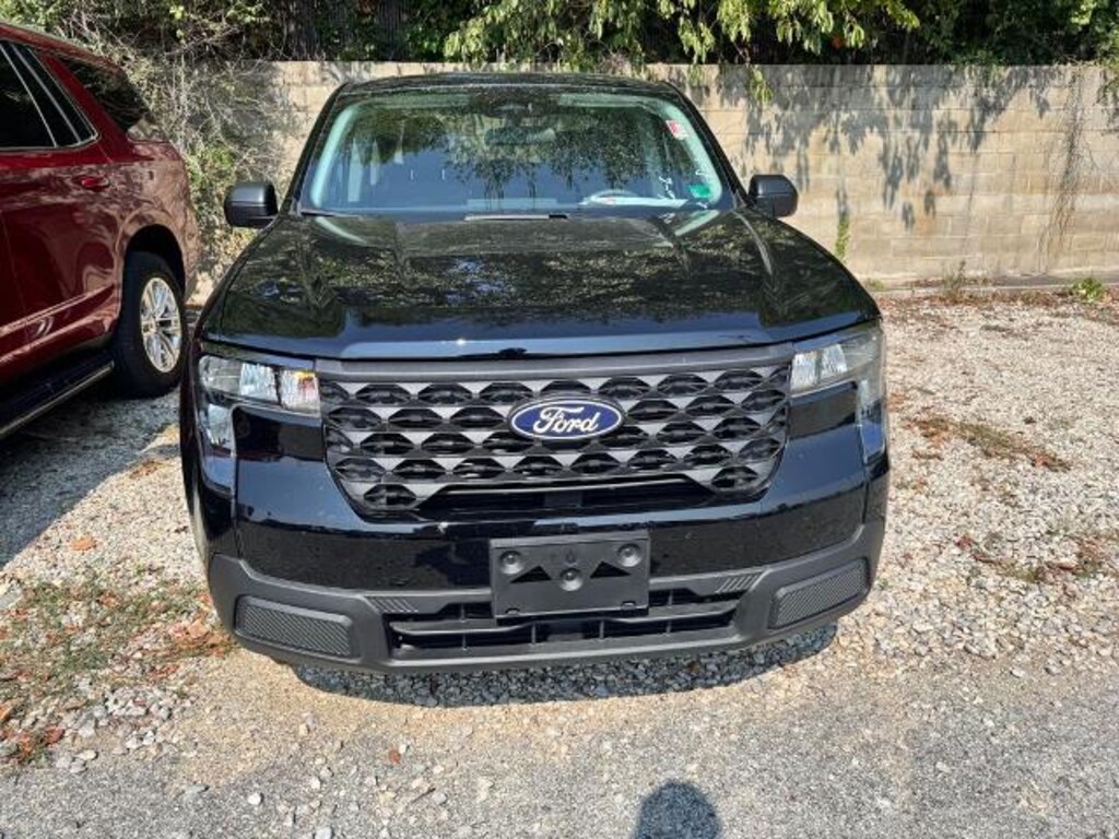 Used 2025 Ford Maverick XL Crew Cab Short Bed Truck