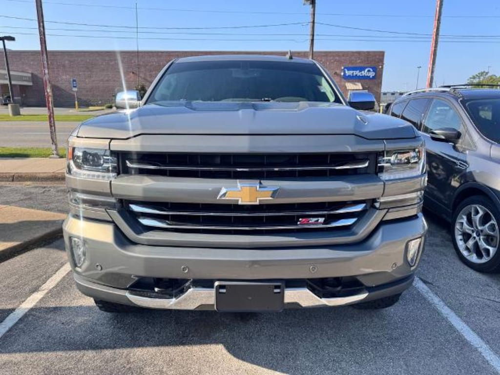Used 2017 Chevrolet Silverado 1500 LTZ Crew Cab Short Bed Truck