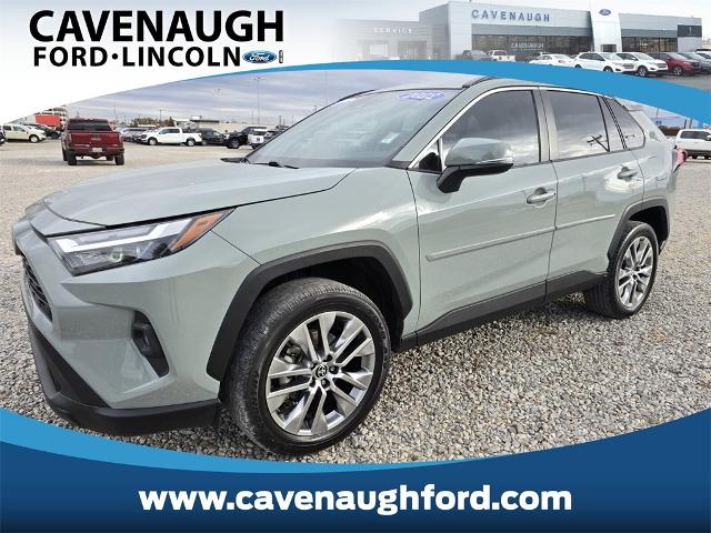 2022 Toyota RAV4 XLE Premium's photo