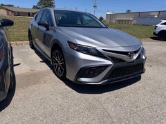 2024 Toyota Camry SE SEDAN