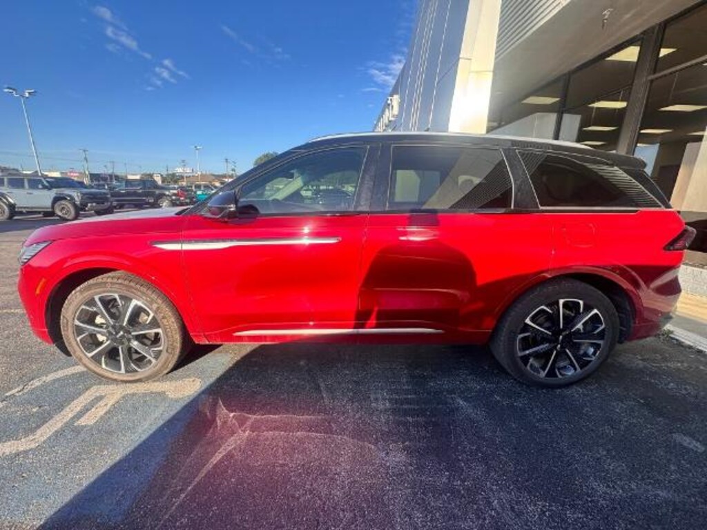 Used 2024 Lincoln Nautilus Reserve SUV
