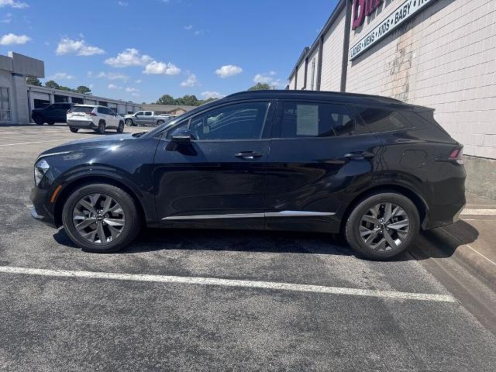 Used 2023 Kia Sportage SX SUV