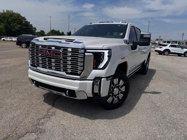 2024 GMC Sierra 4WD Crew Cab Standard Box Denali's photo