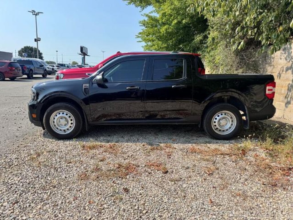 Used 2025 Ford Maverick XL Crew Cab Short Bed Truck