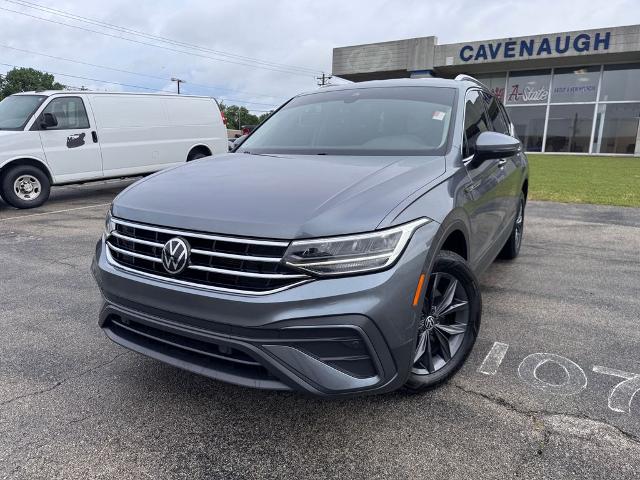 2023 Volkswagen Tiguan 2.0T SE's photo