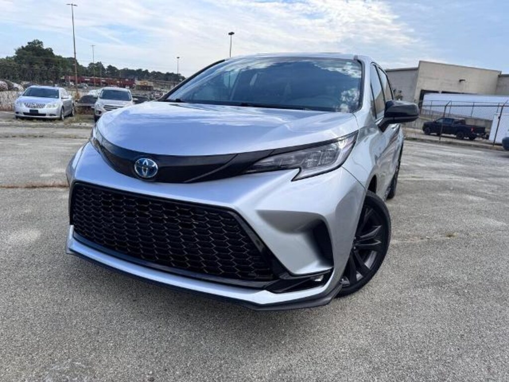 Used 2025 Toyota Sienna XSE 7 Passenger Passenger Van