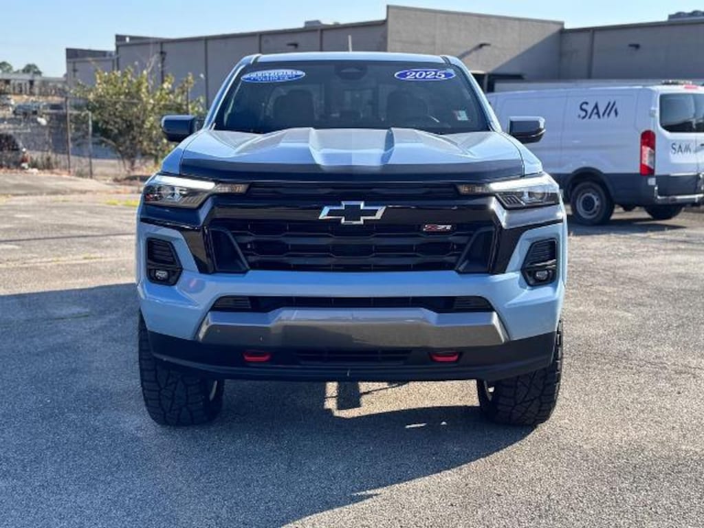 Used 2025 Chevrolet Colorado Z71 Crew Cab Short Bed Truck