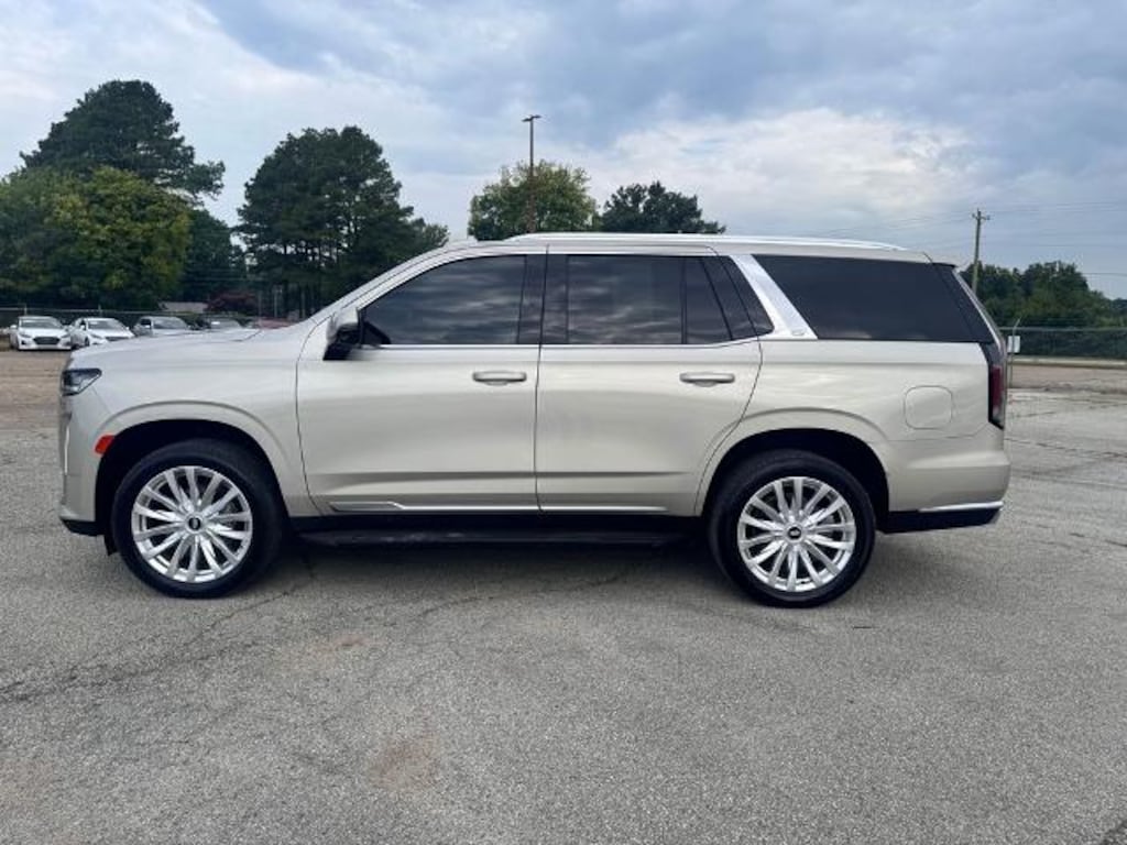 Used 2022 Cadillac Escalade Luxury SUV