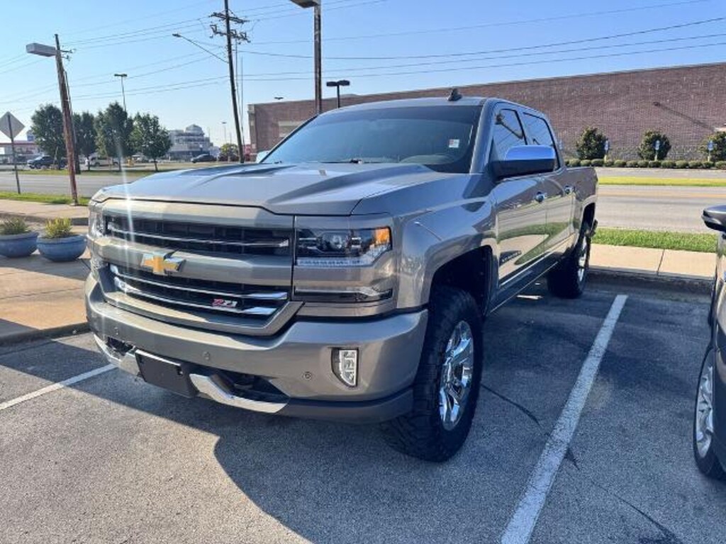 Used 2017 Chevrolet Silverado 1500 LTZ Crew Cab Short Bed Truck