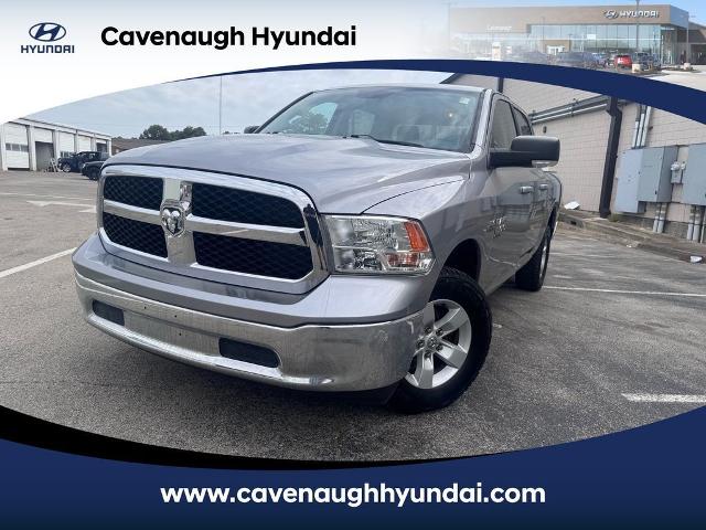 2019 RAM 1500 Classic SLT 4x4 Crew Cab 5'7's photo