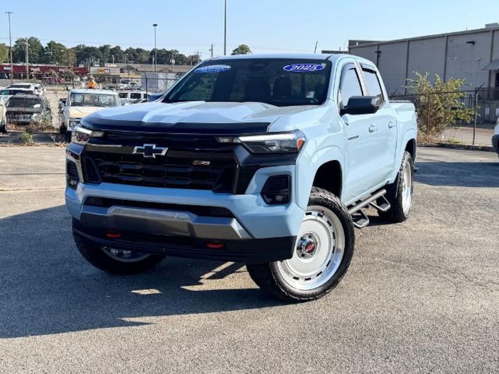 Used 2025 Chevrolet Colorado Z71 Crew Cab Short Bed Truck