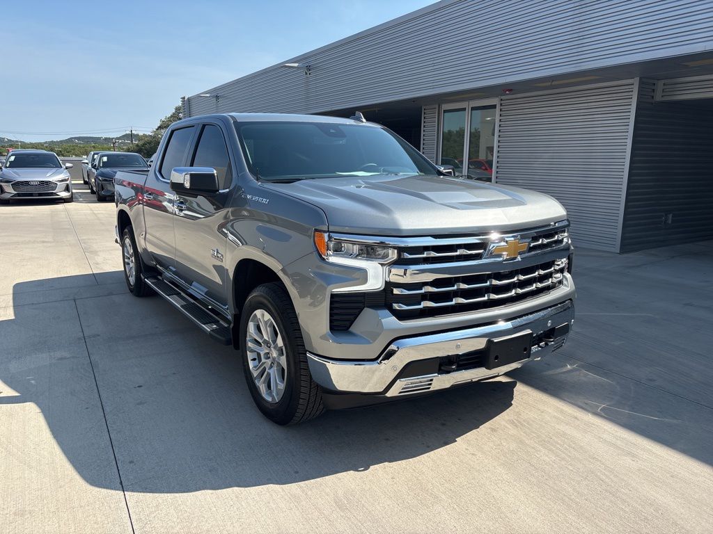 2024 Chevrolet Silverado 1500 LTZ photo 2