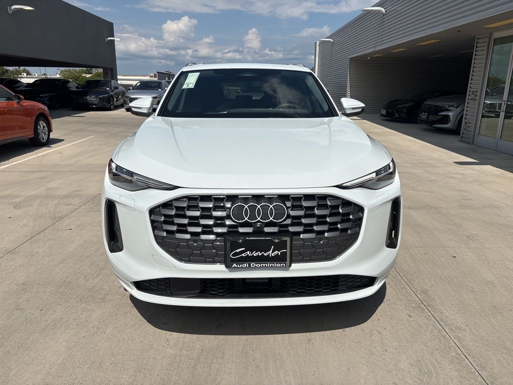 2025 Audi Q5 2.0T Premium Plus photo 2