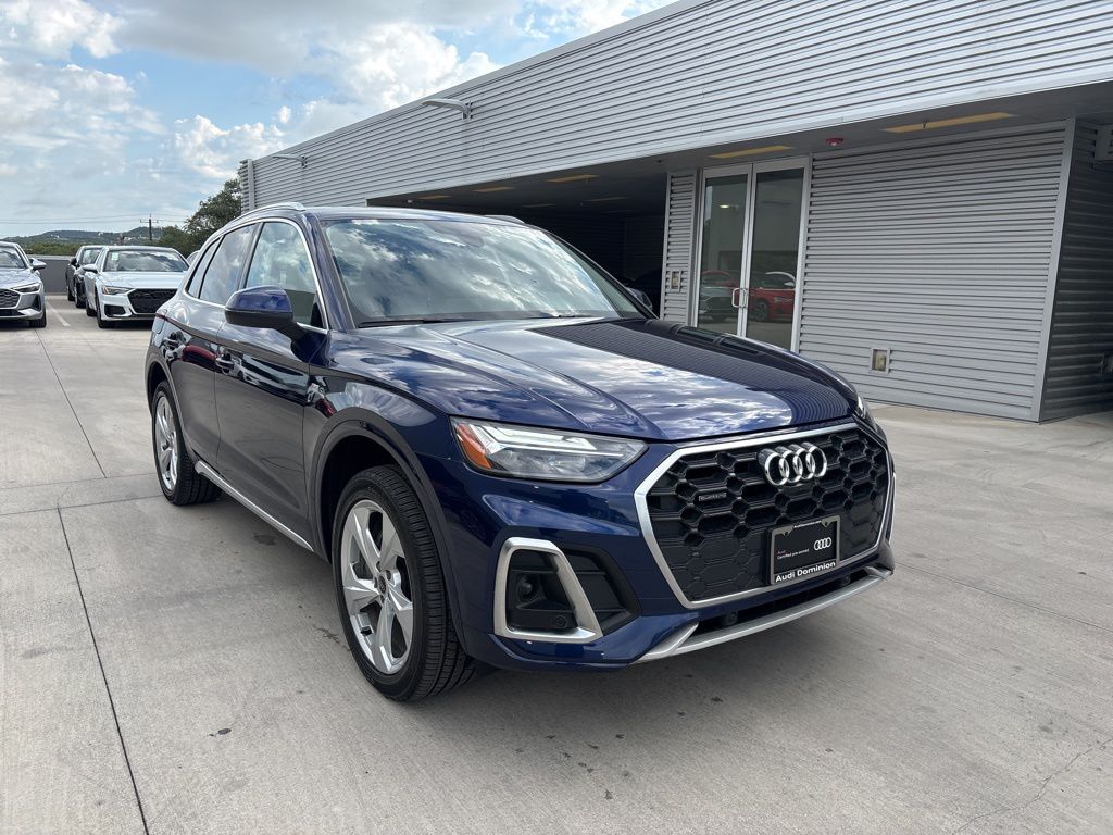 2025 Audi Q5 45 S line Premium Plus photo 3