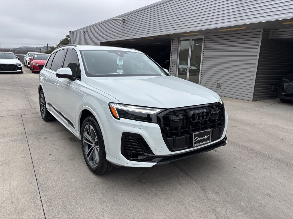 New 2026 Audi Q7 45 Premium Plus SUV
