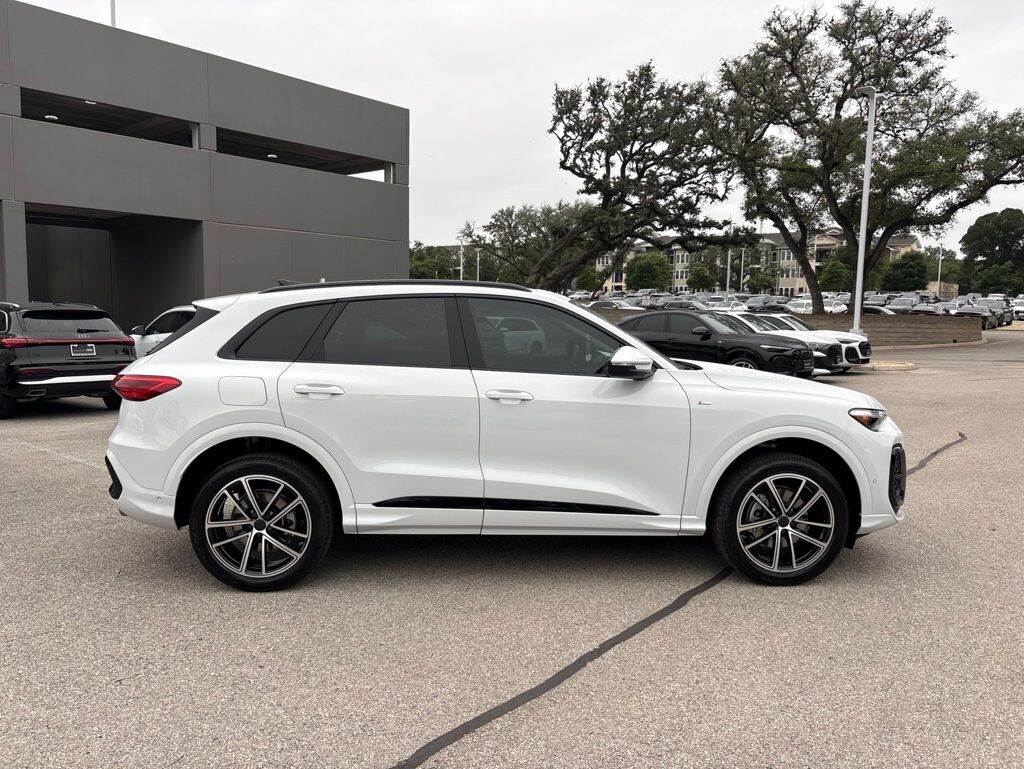 New 2026 Audi Q5 2.0T Premium Plus SUV