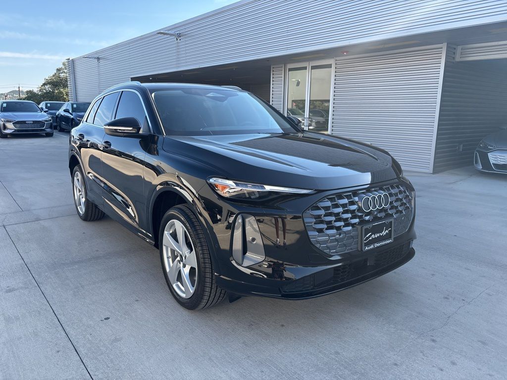 2025 Audi Q5 2.0T Premium Plus photo 3