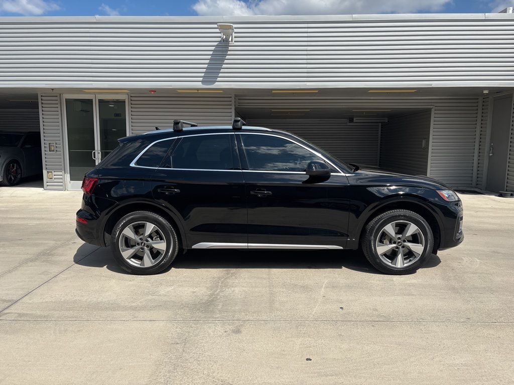 2024 Audi Q5 40 Premium Plus photo 3