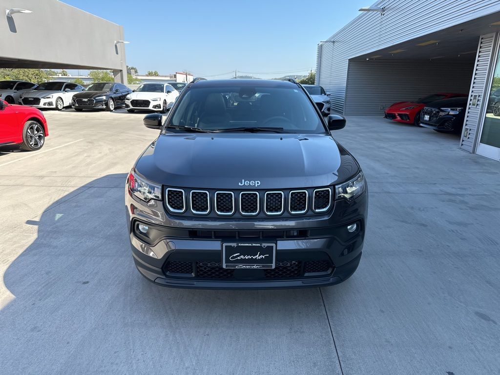 Used 2023 Jeep Compass Latitude with VIN 3C4NJDBN3PT516319 for sale in San Antonio, TX