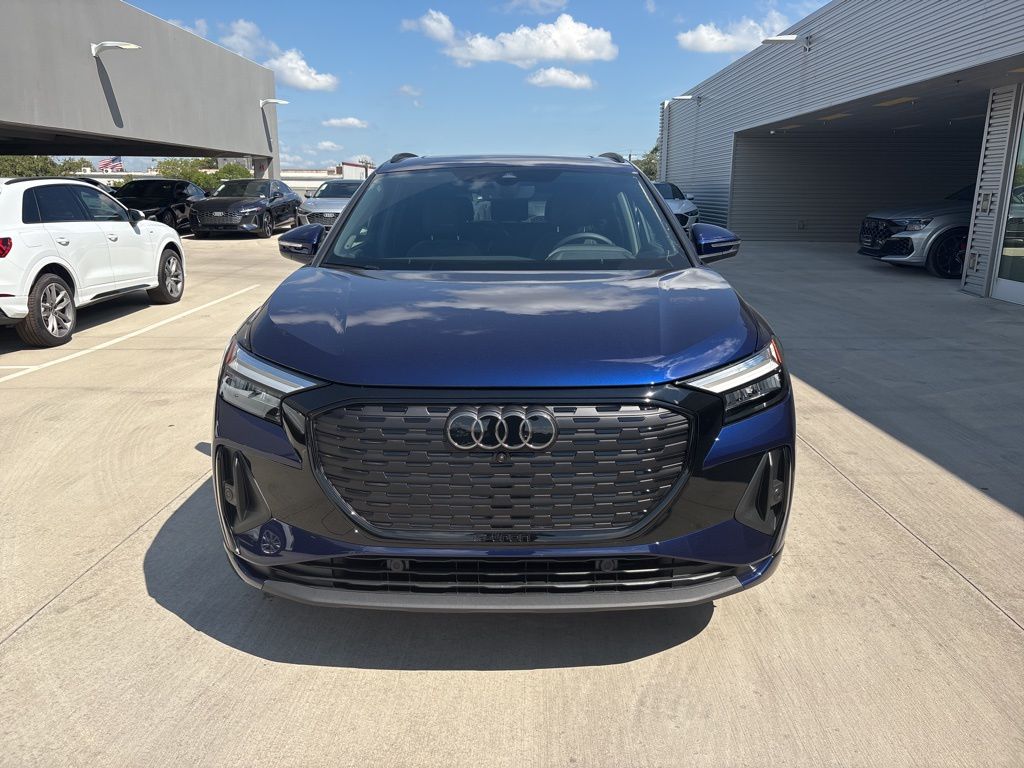 2026 Audi Q4 55 E-tron Premium Plus photo 2