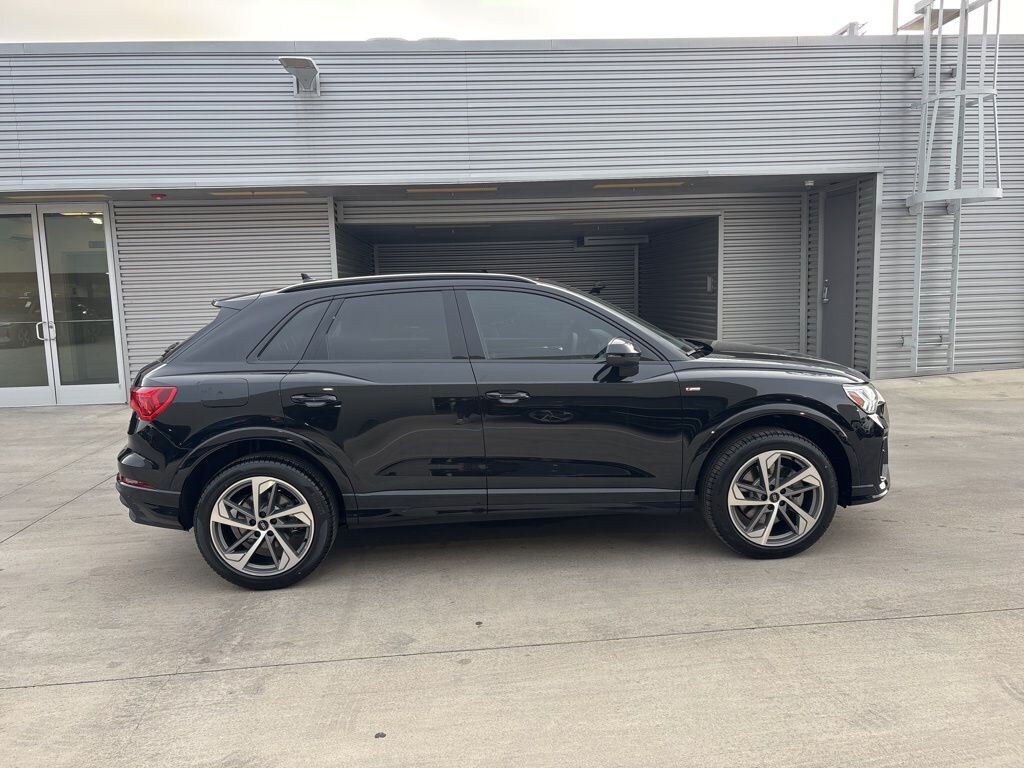 New 2025 Audi Q3 45 S line Premium SUV