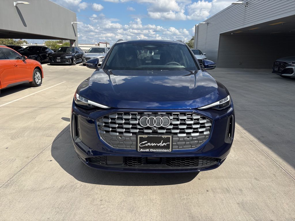 2025 Audi Q5 2.0T Premium Plus photo 2
