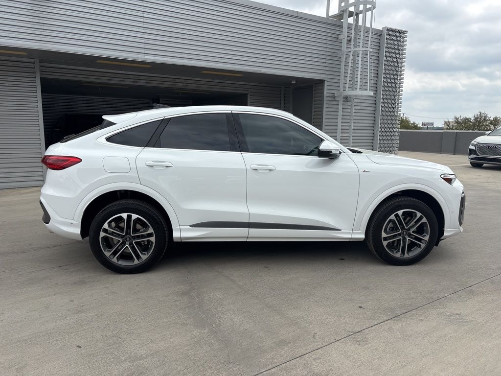 New 2025 Audi Q5 Sportback Premium SUV