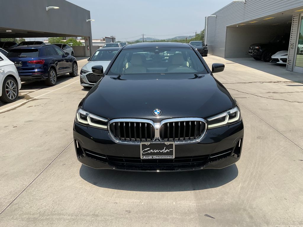 Used 2022 BMW 5 Series 530i with VIN WBA53BH0XNCK18575 for sale in San Antonio, TX