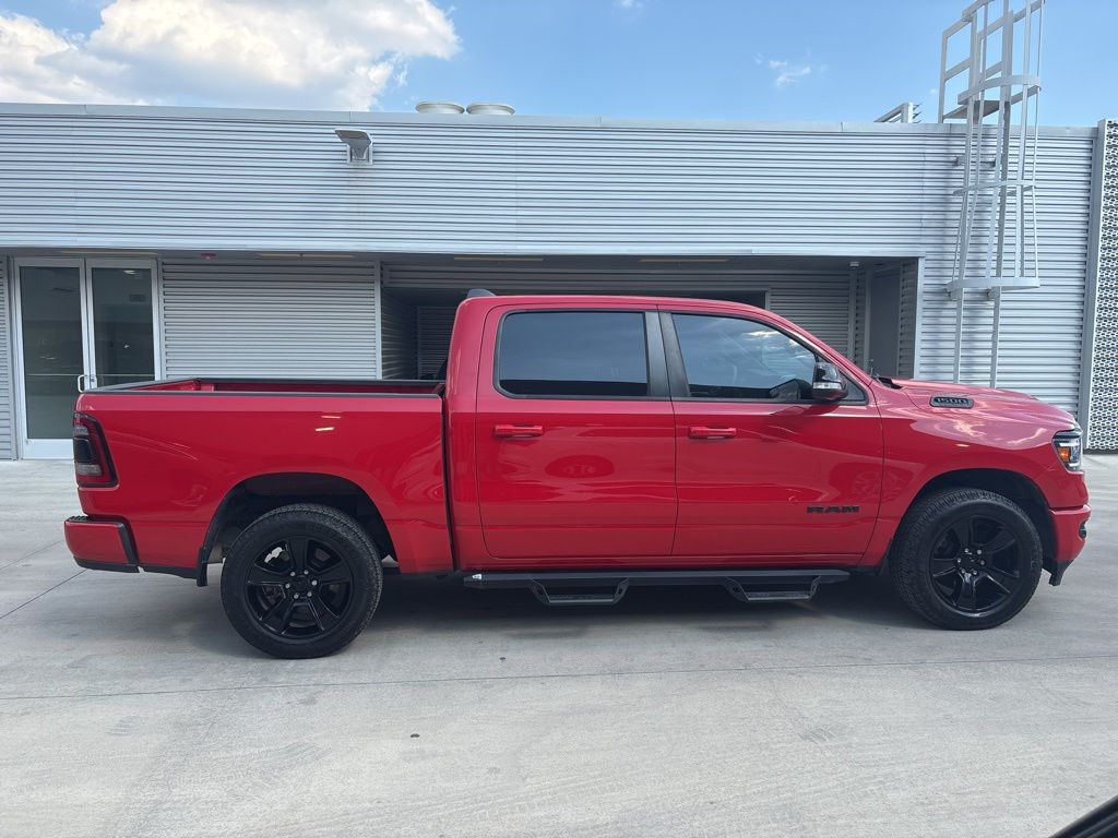 2021 Ram 1500 Big Horn Lone Star Night Edition photo 4