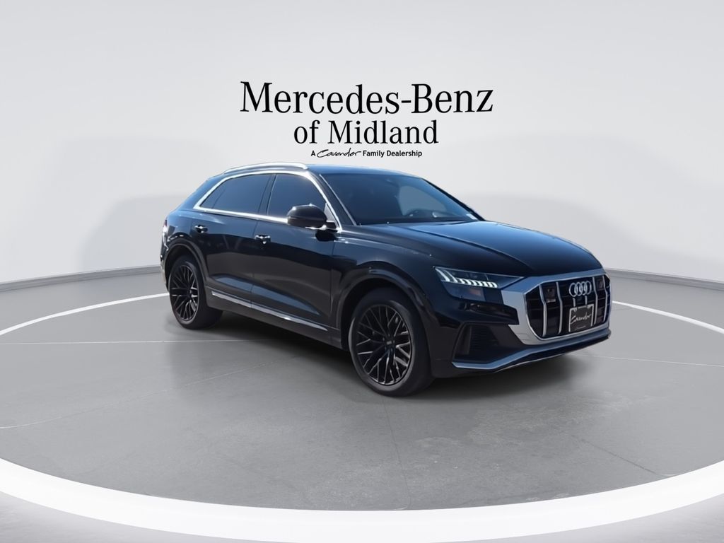 2022 Audi SQ8 Prestige photo 2
