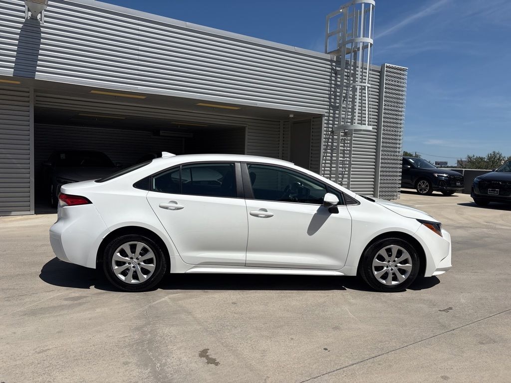 Used 2025 Toyota Corolla LE Sedan