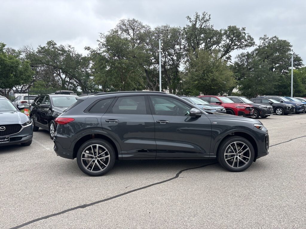 New 2026 Audi Q5 2.0T Premium Plus SUV