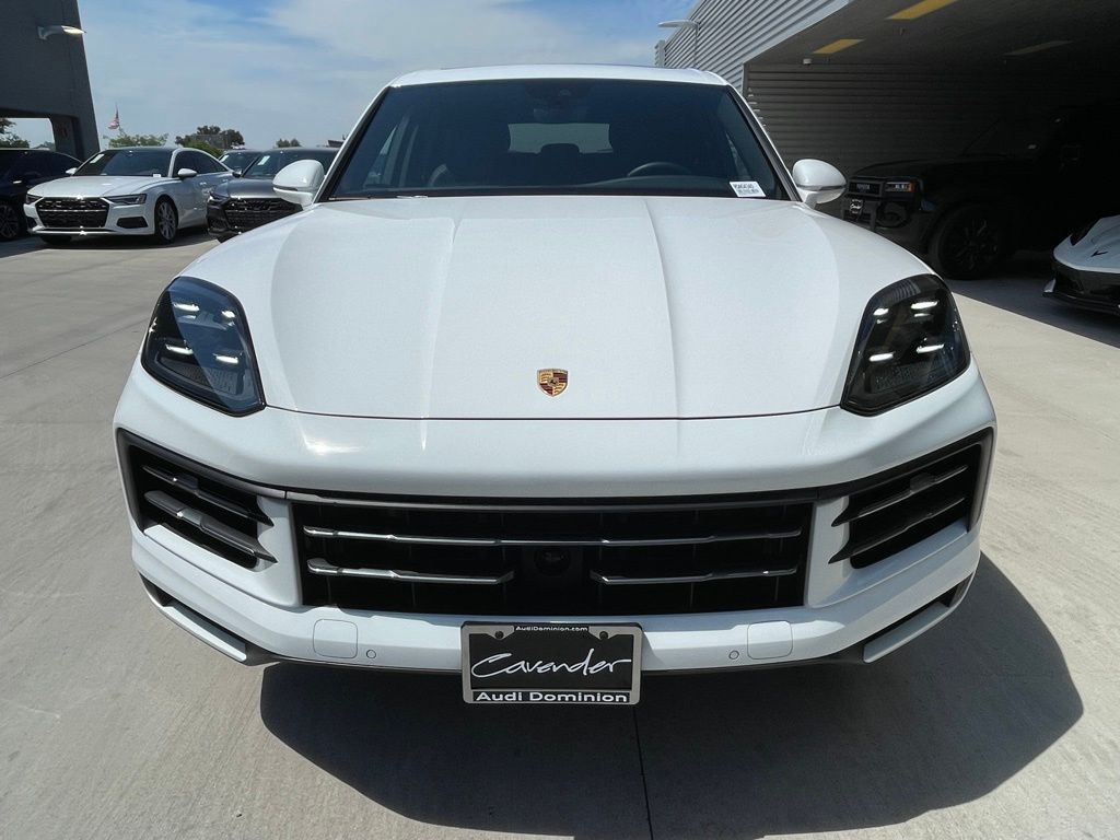 Used 2024 Porsche Cayenne Base with VIN WP1AA2AY1RDA04340 for sale in San Antonio, TX