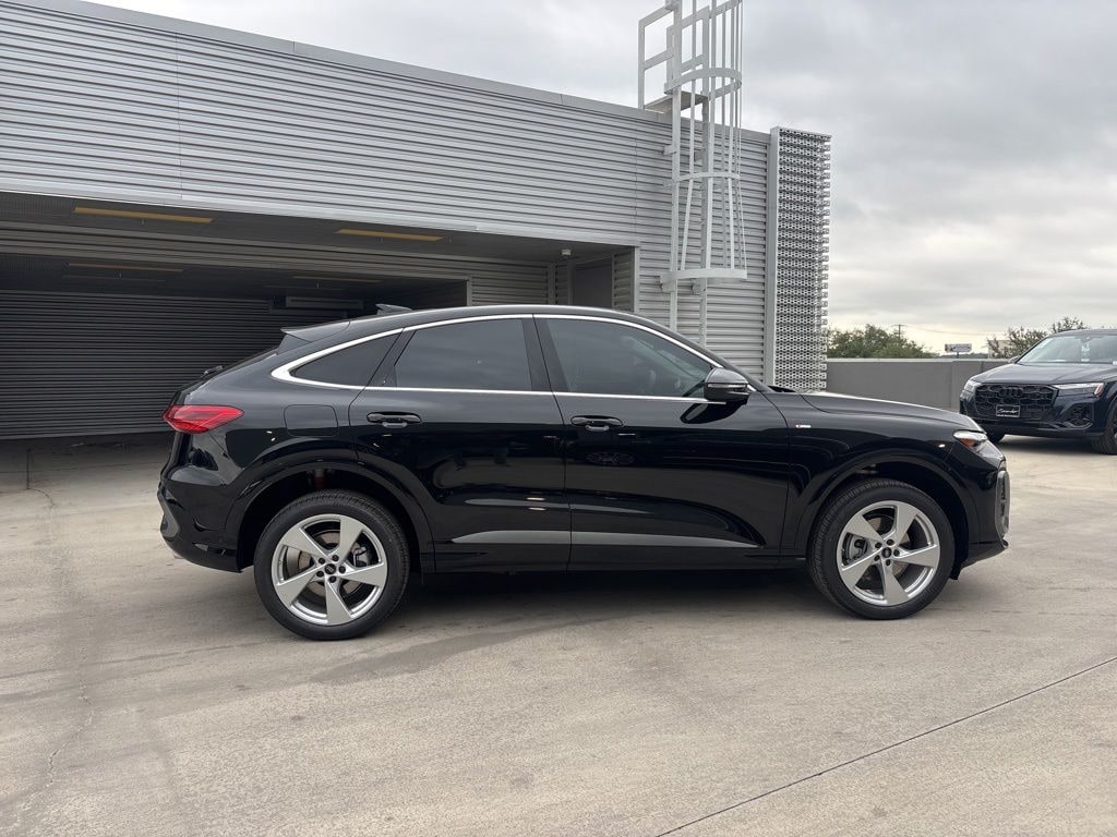 New 2026 Audi Q5 2.0T Premium Plus SUV