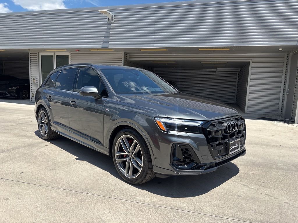 New 2026 Audi Q7 55 Prestige SUV