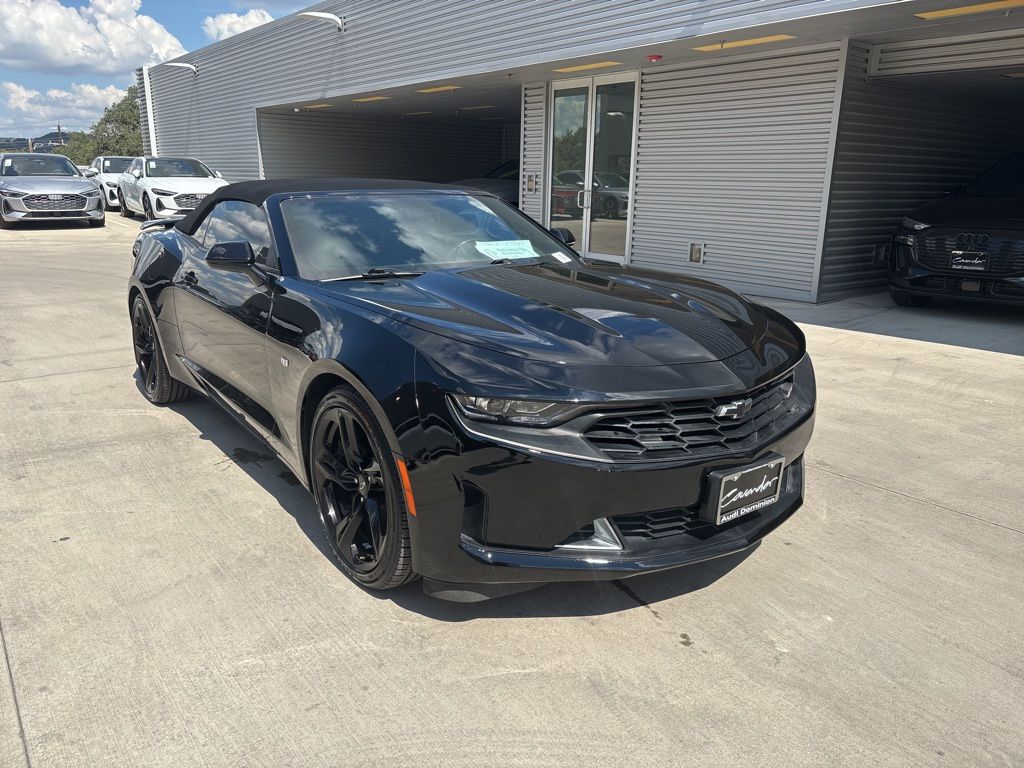 2023 Chevrolet Camaro 1LT Sport photo 3