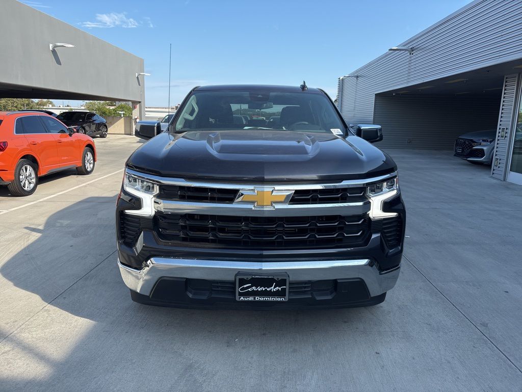 2023 Chevrolet Silverado 1500 LT Texas Edition photo 2