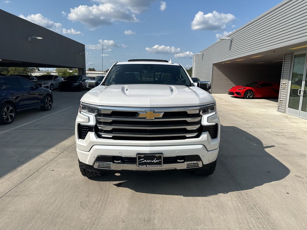 Used 2023 Chevrolet Silverado 1500 High Country with VIN 1GCUDJEL1PZ101200 for sale in San Antonio, TX