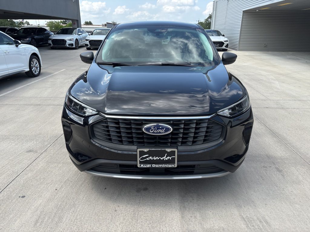Used 2024 Ford Escape Active with VIN 1FMCU0GN9RUA72870 for sale in San Antonio, TX