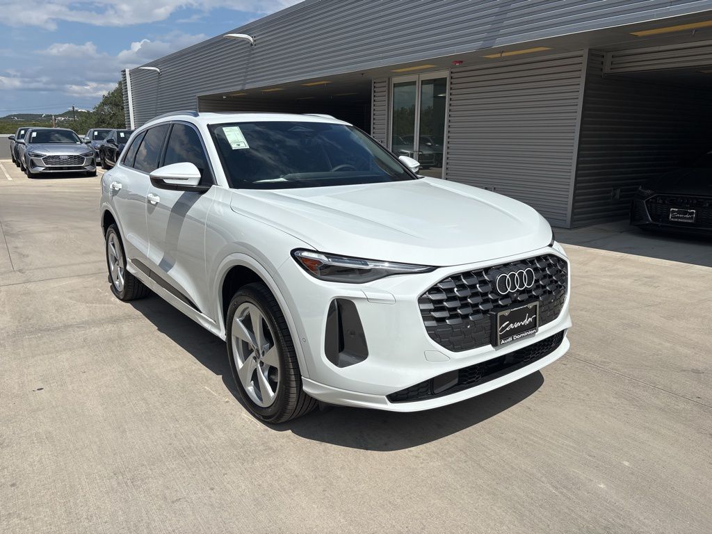 2025 Audi Q5 2.0T Premium Plus photo 3