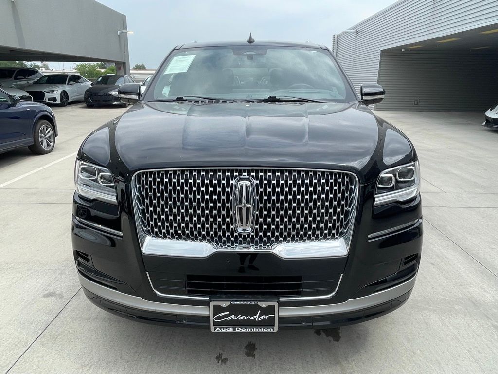 Used 2023 Lincoln Navigator Reserve with VIN 5LMJJ2KG2PEL07828 for sale in San Antonio, TX
