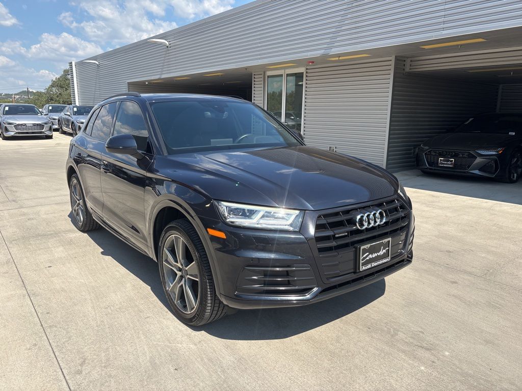 2019 Audi Q5 2.0T Premium Plus photo 2
