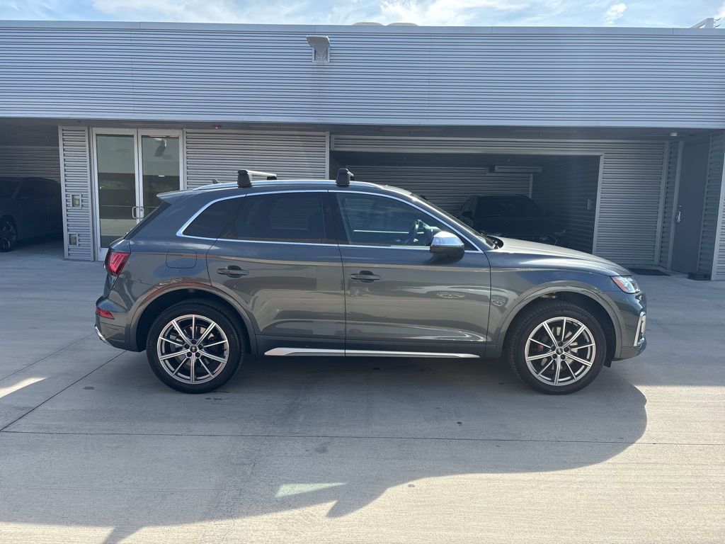 2022 Audi SQ5 Premium Plus photo 4